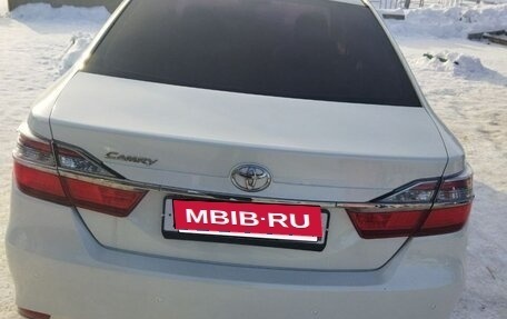 Toyota Camry, 2018 год, 2 500 000 рублей, 5 фотография