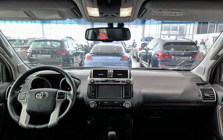 Toyota Land Cruiser Prado 150 рестайлинг 2, 2015 год, 2 950 000 рублей, 18 фотография