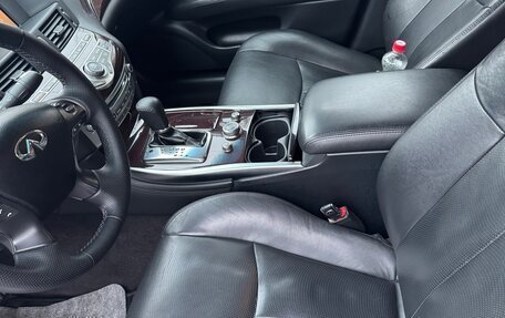 Infiniti Q70 I, 2015 год, 2 010 000 рублей, 11 фотография