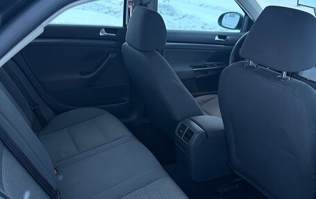 Volkswagen Jetta VI, 2006 год, 650 000 рублей, 8 фотография