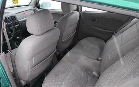 KIA Rio II, 2001 год, 99 999 рублей, 11 фотография