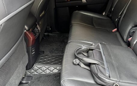 Toyota Land Cruiser Prado 150 рестайлинг 2, 2015 год, 3 550 000 рублей, 8 фотография