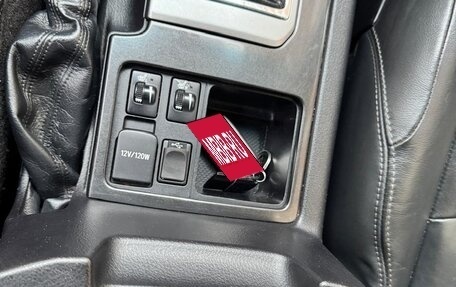 Toyota Land Cruiser Prado 150 рестайлинг 2, 2015 год, 3 550 000 рублей, 9 фотография