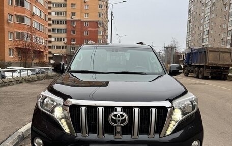 Toyota Land Cruiser Prado 150 рестайлинг 2, 2015 год, 3 550 000 рублей, 5 фотография