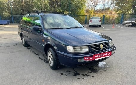 Volkswagen Passat B4, 1994 год, 225 000 рублей, 3 фотография