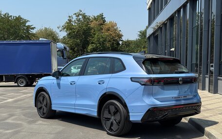 Volkswagen Tiguan, 2025 год, 4 782 000 рублей, 4 фотография