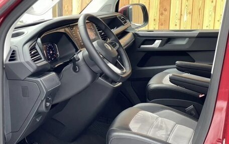 Volkswagen Multivan T6 рестайлинг, 2019 год, 6 500 000 рублей, 5 фотография