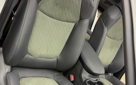 Toyota RAV4, 2023 год, 3 800 000 рублей, 28 фотография