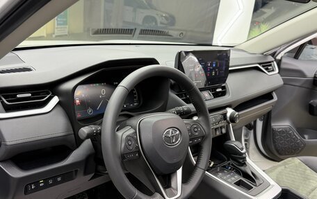 Toyota RAV4, 2023 год, 3 800 000 рублей, 20 фотография