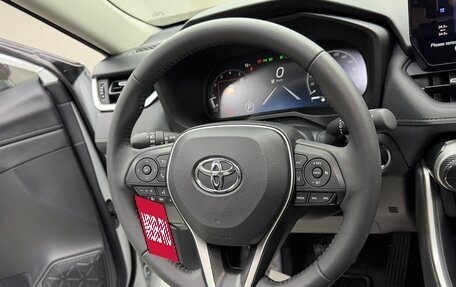 Toyota RAV4, 2023 год, 3 800 000 рублей, 33 фотография