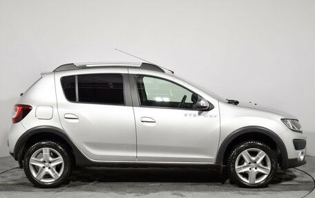 Renault Sandero II рестайлинг, 2016 год, 978 900 рублей, 4 фотография