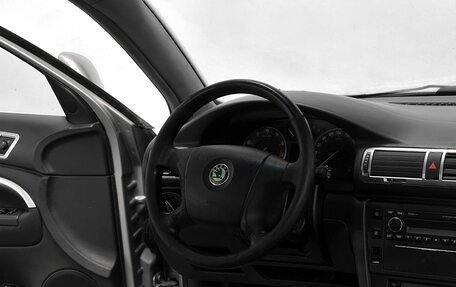 Skoda Superb III рестайлинг, 2007 год, 599 000 рублей, 8 фотография