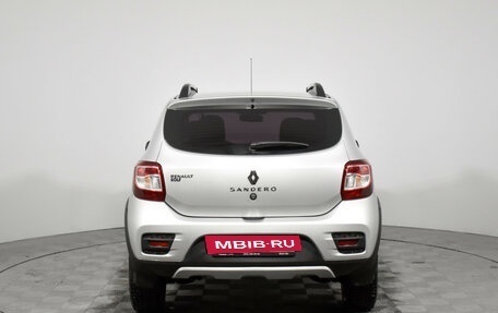 Renault Sandero II рестайлинг, 2016 год, 978 900 рублей, 6 фотография