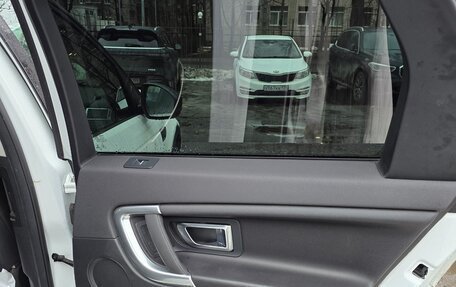 Land Rover Discovery Sport I рестайлинг, 2018 год, 2 200 000 рублей, 19 фотография