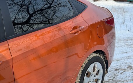 Hyundai Solaris II рестайлинг, 2015 год, 850 000 рублей, 10 фотография