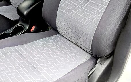 Nissan Wingroad III, 2003 год, 475 000 рублей, 16 фотография