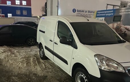 Peugeot Partner II рестайлинг 2, 2016 год, 850 000 рублей, 9 фотография