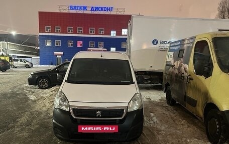 Peugeot Partner II рестайлинг 2, 2016 год, 850 000 рублей, 8 фотография