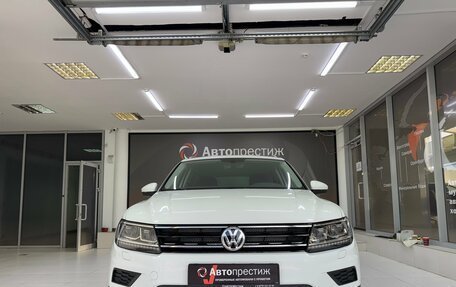 Volkswagen Tiguan II, 2017 год, 2 610 000 рублей, 2 фотография