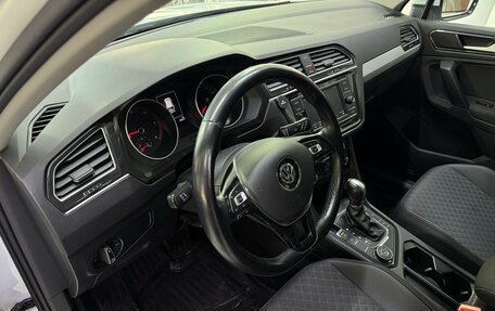 Volkswagen Tiguan II, 2017 год, 2 610 000 рублей, 7 фотография