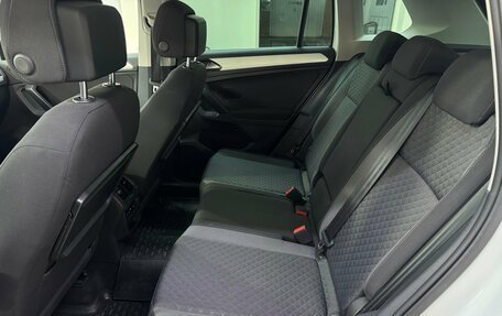 Volkswagen Tiguan II, 2017 год, 2 610 000 рублей, 19 фотография