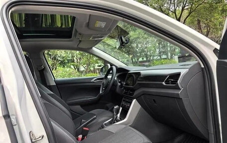 Volkswagen T-Cross I, 2022 год, 1 490 060 рублей, 10 фотография