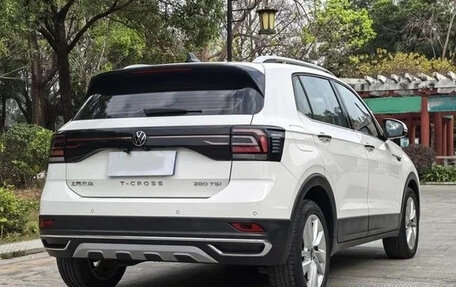 Volkswagen T-Cross I, 2022 год, 1 490 060 рублей, 5 фотография