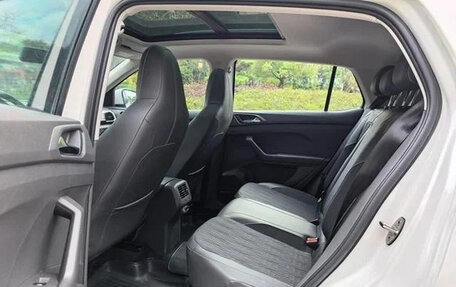 Volkswagen T-Cross I, 2022 год, 1 490 060 рублей, 9 фотография