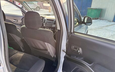 Mitsubishi Outlander III рестайлинг 3, 2008 год, 930 000 рублей, 11 фотография