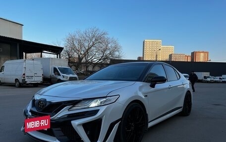 Toyota Camry, 2021 год, 4 000 000 рублей, 6 фотография