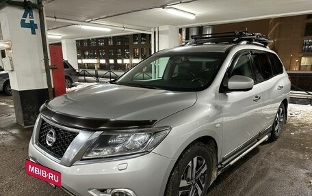 Nissan Pathfinder, 2015 год, 1 290 000 рублей, 10 фотография