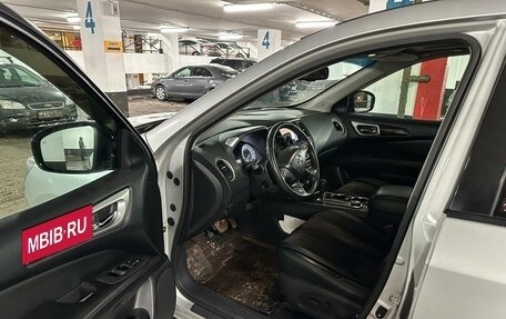 Nissan Pathfinder, 2015 год, 1 290 000 рублей, 12 фотография
