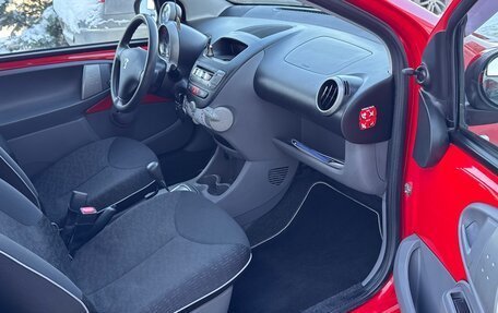 Peugeot 107 I рестайлинг, 2011 год, 599 000 рублей, 13 фотография