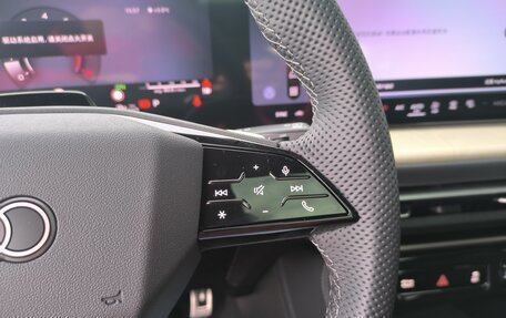 Audi Q5, 2025 год, 7 700 000 рублей, 26 фотография