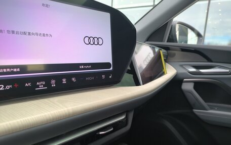 Audi Q5, 2025 год, 7 700 000 рублей, 29 фотография