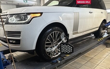 Land Rover Range Rover IV рестайлинг, 2013 год, 3 500 000 рублей, 5 фотография