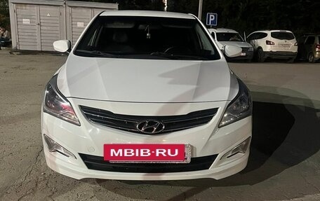Hyundai Solaris II рестайлинг, 2014 год, 990 000 рублей, 5 фотография