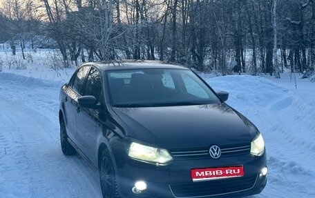 Volkswagen Polo VI (EU Market), 2015 год, 850 000 рублей, 1 фотография