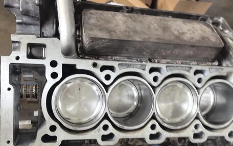 Land Rover Range Rover IV рестайлинг, 2013 год, 3 500 000 рублей, 25 фотография