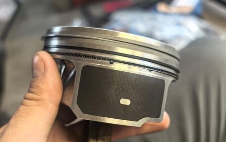 Land Rover Range Rover IV рестайлинг, 2013 год, 3 500 000 рублей, 35 фотография