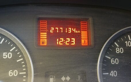 Renault Logan I, 2011 год, 300 000 рублей, 8 фотография