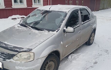 Renault Logan I, 2011 год, 300 000 рублей, 2 фотография