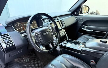 Land Rover Range Rover IV рестайлинг, 2015 год, 3 800 000 рублей, 8 фотография