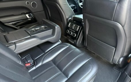 Land Rover Range Rover IV рестайлинг, 2015 год, 3 800 000 рублей, 11 фотография