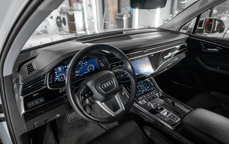 Audi Q7, 2021 год, 8 100 000 рублей, 14 фотография