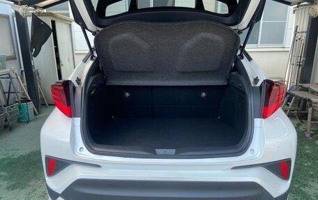 Toyota C-HR I рестайлинг, 2022 год, 1 817 000 рублей, 17 фотография