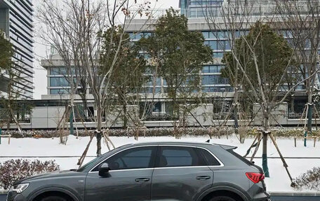 Audi Q3, 2022 год, 2 500 000 рублей, 5 фотография