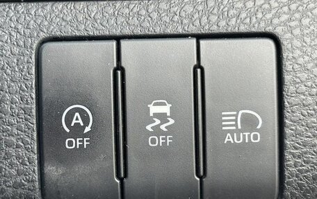 Toyota Harrier, 2018 год, 2 153 000 рублей, 28 фотография