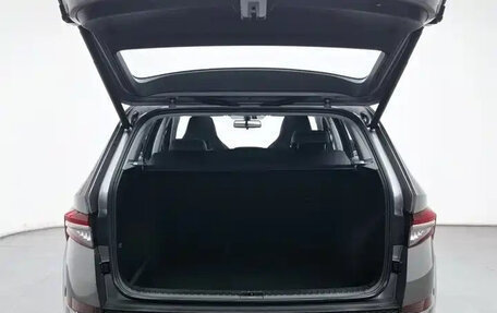 Skoda Kodiaq, 2023 год, 2 350 000 рублей, 12 фотография