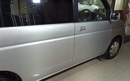 Honda Stepwgn II рестайлинг, 2004 год, 830 000 рублей, 6 фотография